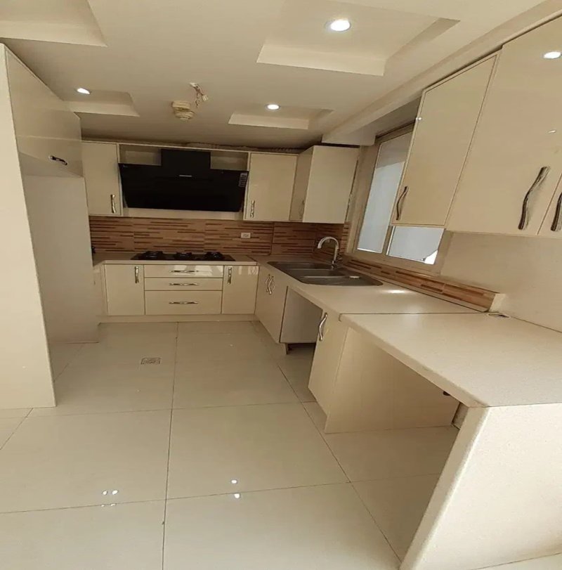 آپارتمان 110 متری دو خوابه در شهران شمالی تهران13943229718