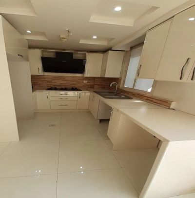 آپارتمان 110 متری دو خوابه در شهران شمالی تهران