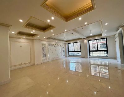آپارتمان 167 متری سه خوابه در سازمان برنامه شمالی تهران