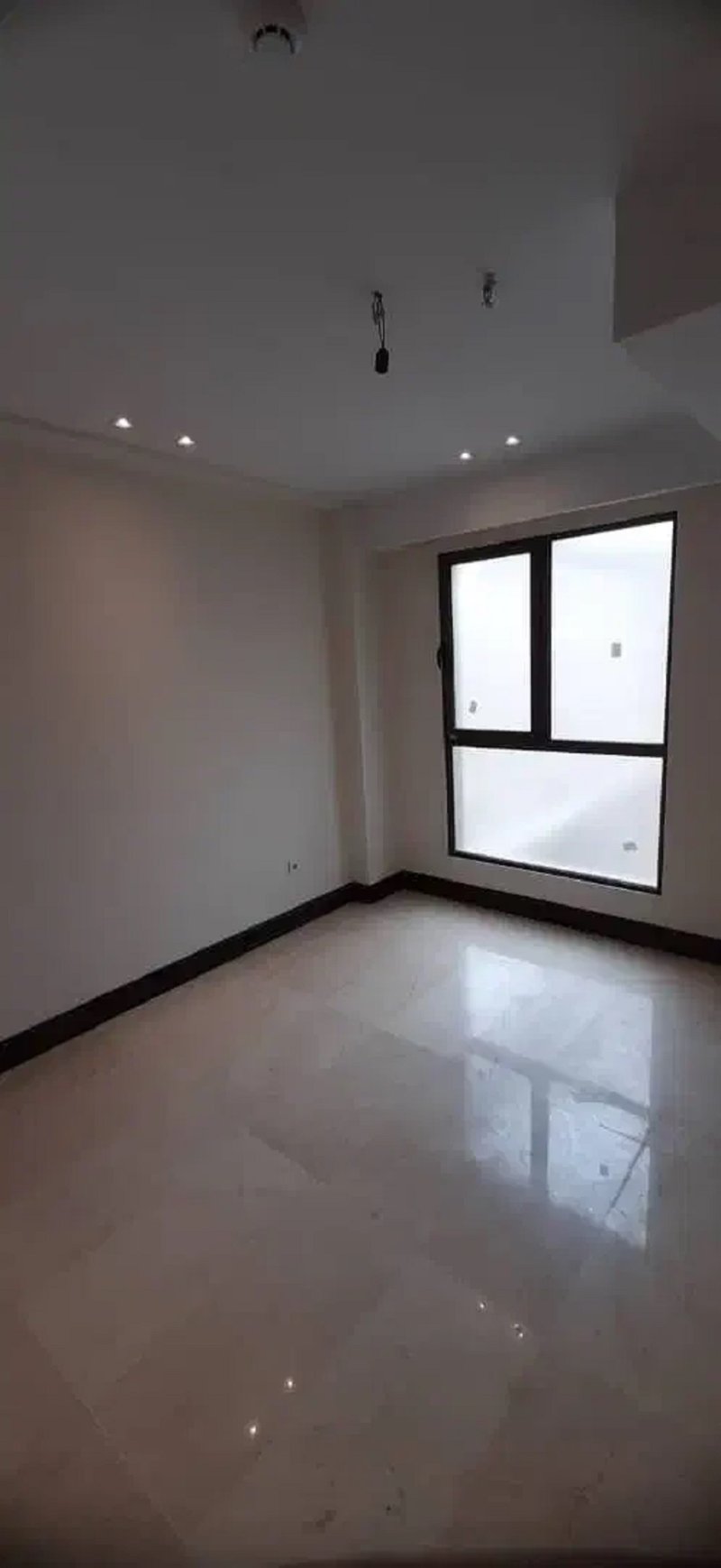 آپارتمان 135 متری سه خوابه در طرشت تهران13948429754