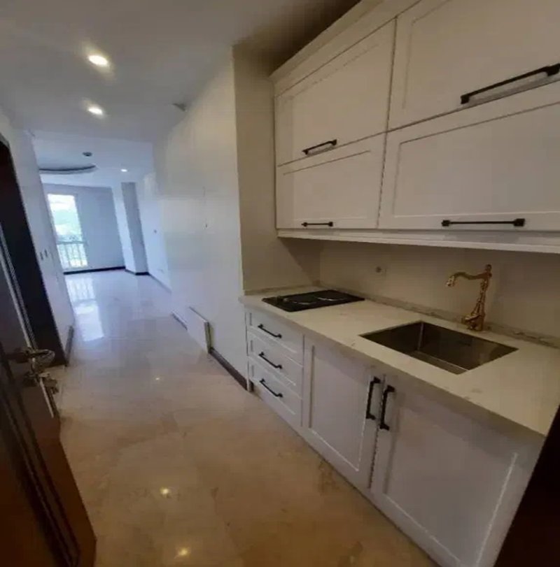 آپارتمان 250 متری سه خوابه در شهران جنوبی تهران13942929709