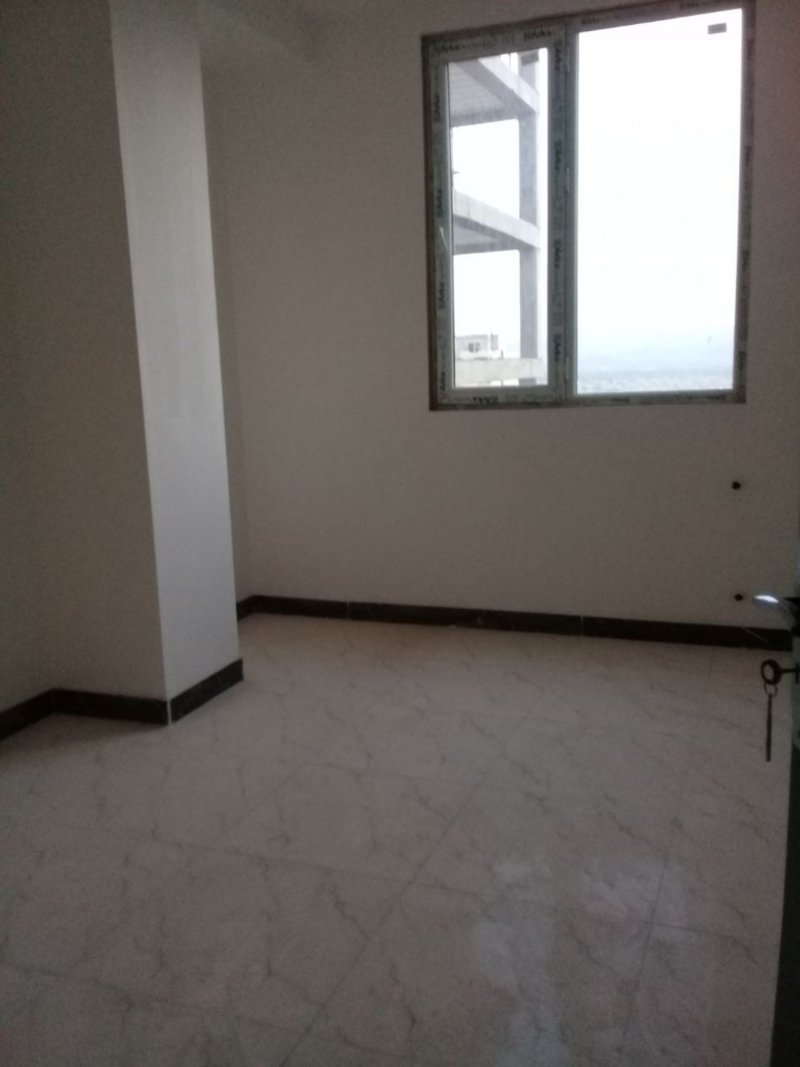 آپارتمان 120 متری دو خوابه در بلوار ولیعصر ملایر13939029663