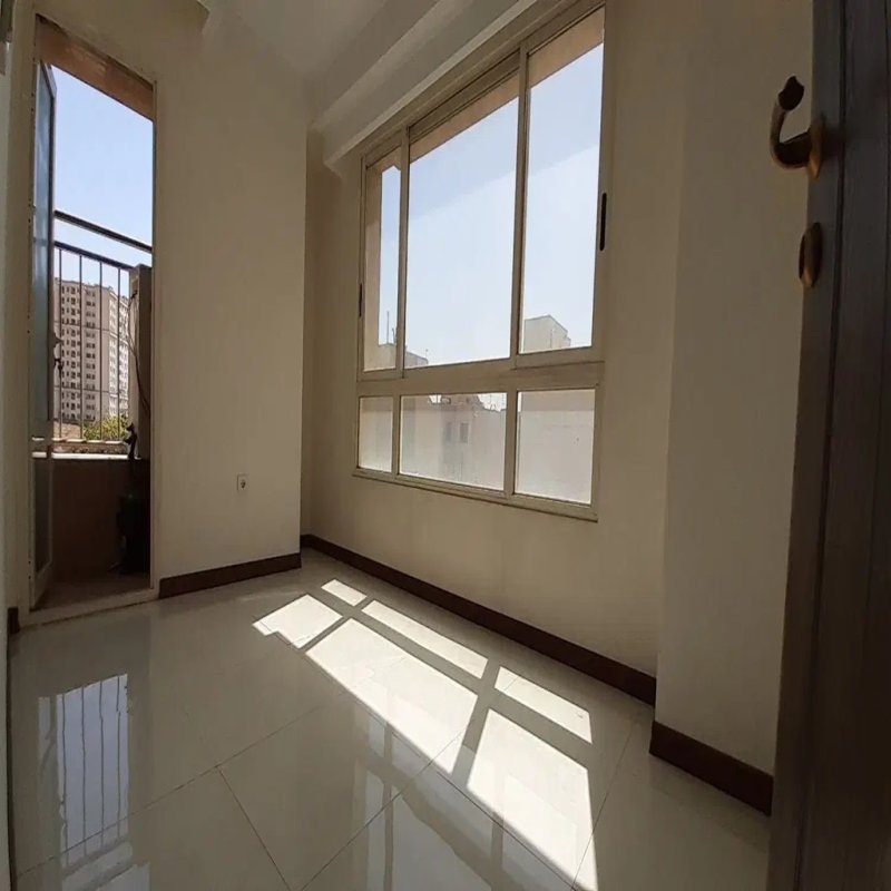 آپارتمان 110 متری دو خوابه در شهران شمالی تهران13943229717