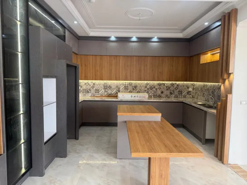 آپارتمان 155 متری سه خوابه در میدان گلستان کرج13955829848