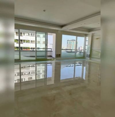 آپارتمان 150 متری سه خوابه در پونک تهران