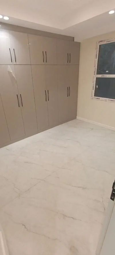 آپارتمان 110 متری سه خوابه در طرشت تهران