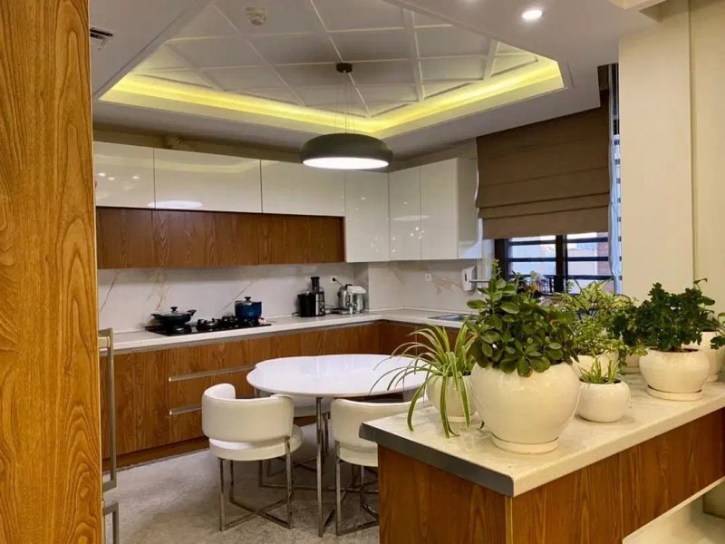 آپارتمان 84 متری دو خوابه در کوی ارم تهران13953629823