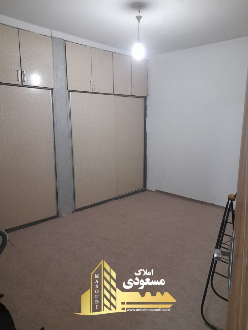 آپارتمان 113 متری در امیریه شهریار13940129671