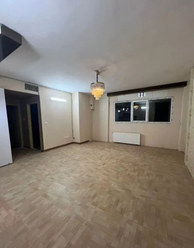 آپارتمان 80 متری دو خوابه در خیابان جمهوری گلبهار