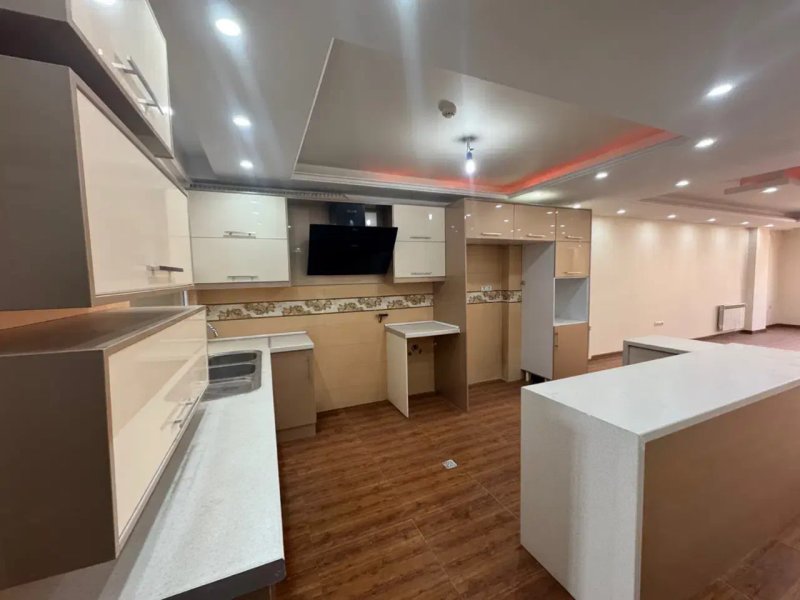 آپارتمان 175 متری سه خوابه در آتشگاه کرج13956629876