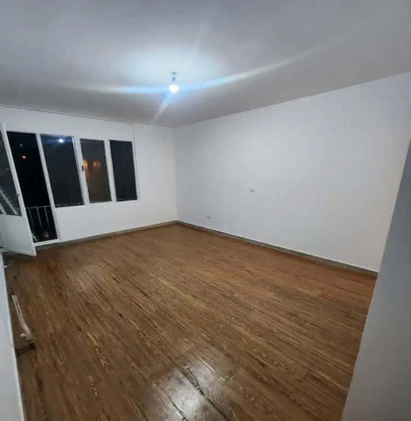 آپارتمان 85 متری دو خوابه در شهران جنوبی تهران13944829732