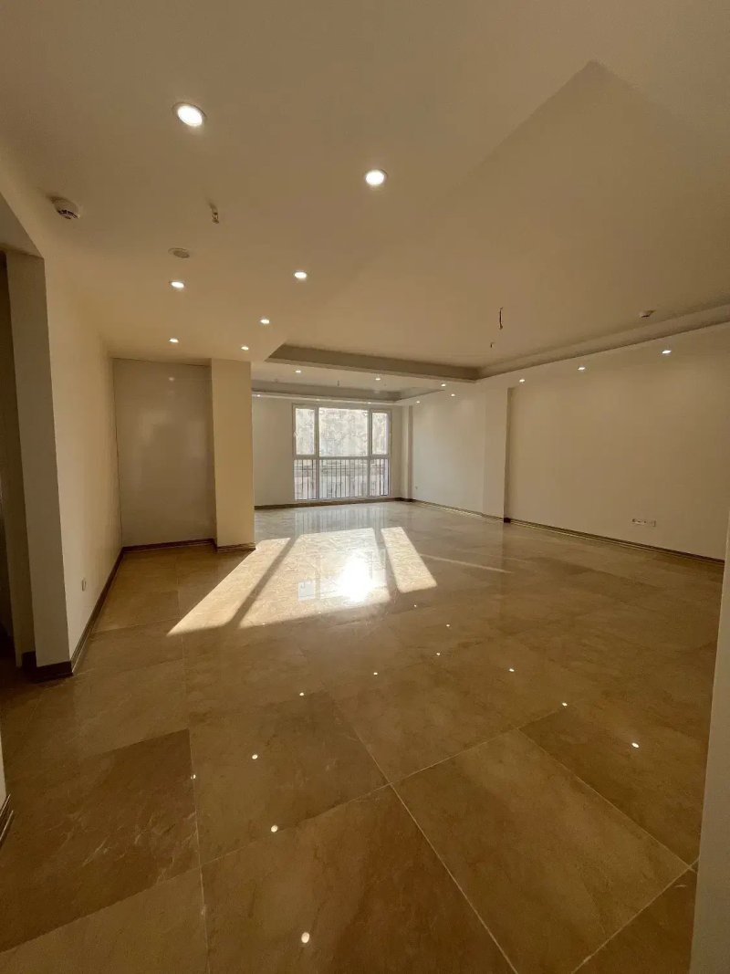 آپارتمان 135 متری سه خوابه در پونک تهران13960829950