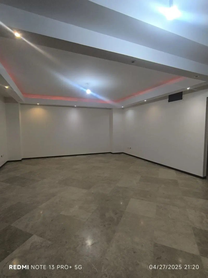 آپارتمان 105 متری دو خوابه در تهرانپارس غربی تهران13962129999