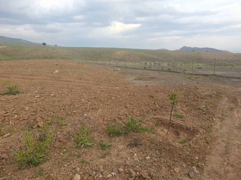 زمین 20000 متری در شبستر تبریز13958729927