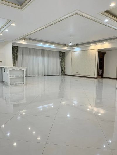 آپارتمان 168 متری سه خوابه در سردار جنگل تهران