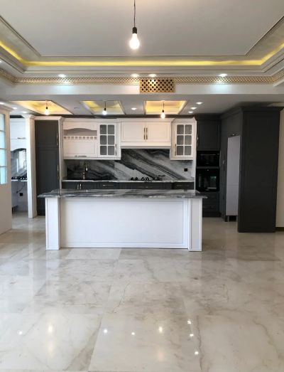 آپارتمان 170 متری سه خوابه در پونک تهران