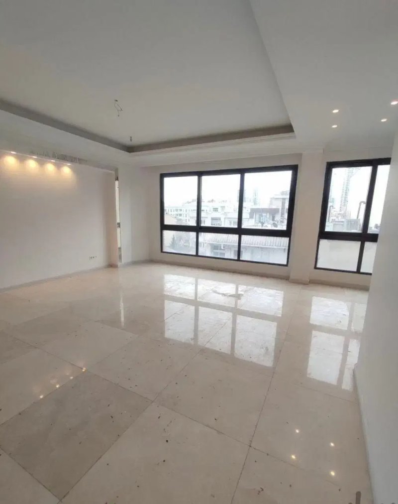 آپارتمان 205 متری سه خوابه در پونک تهران13961029958