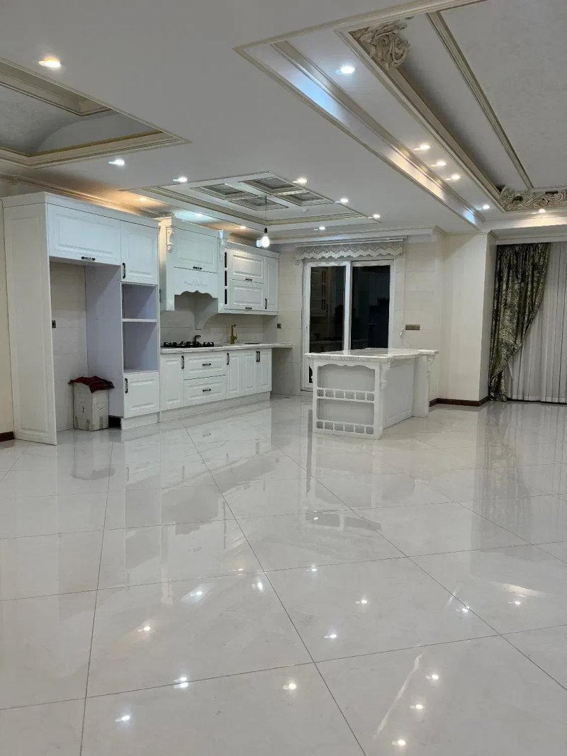 آپارتمان 168 متری سه خوابه در سردار جنگل تهران13960729944