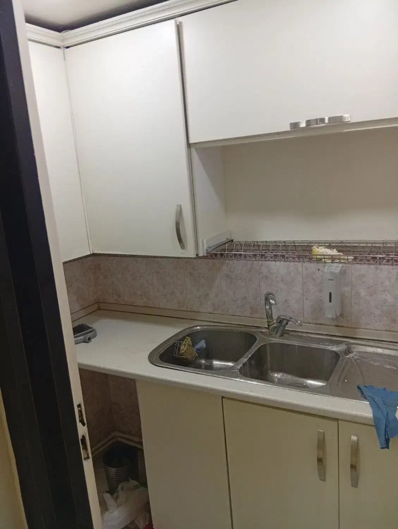 اداری 95 متری دو خوابه در تهرانپارس غربی تهران13962430010