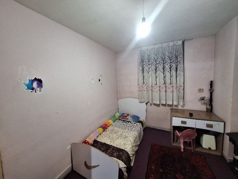 آپارتمان 90 متری دو خوابه در خیابان سعدی ملایر13965730022