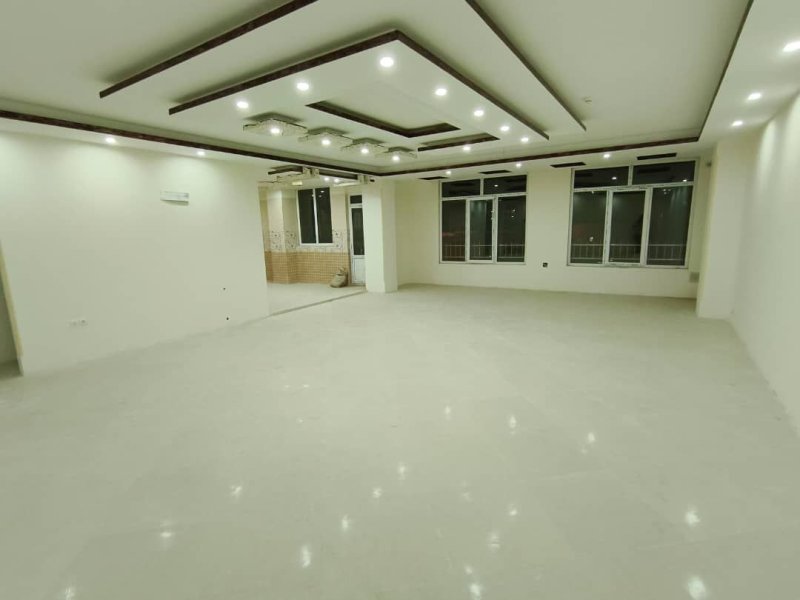 آپارتمان 143 متری دو خوابه در خیابان سعدی ملایر13963630012