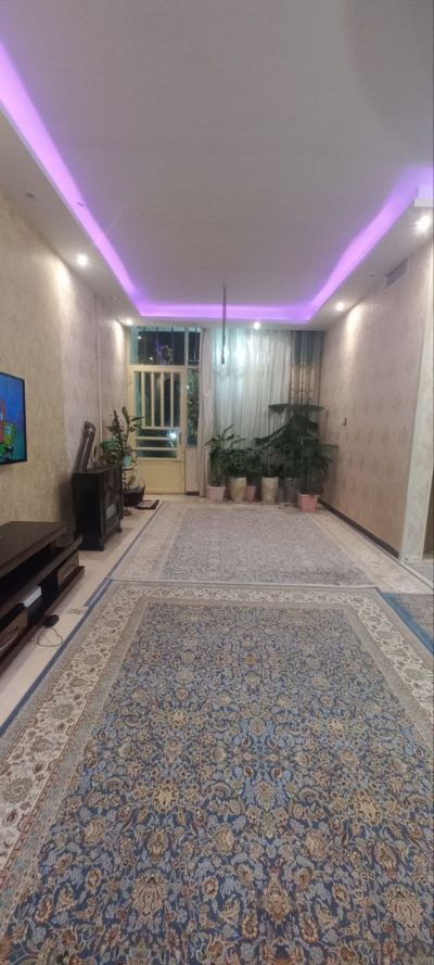 ویلا 210 متری سه خوابه در ملایر