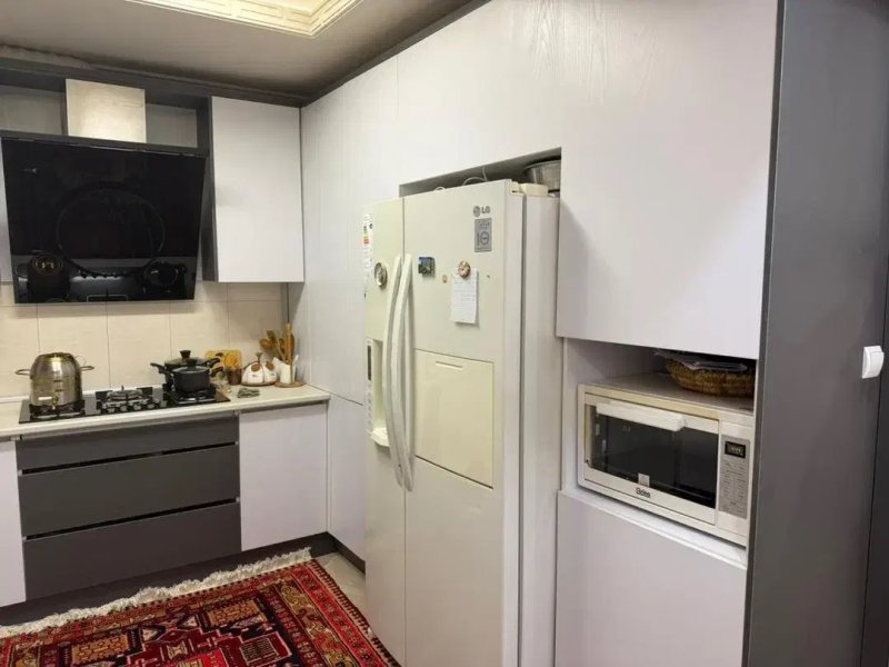 آپارتمان 93 متری دو خوابه در شهران شمالی تهران13970930078