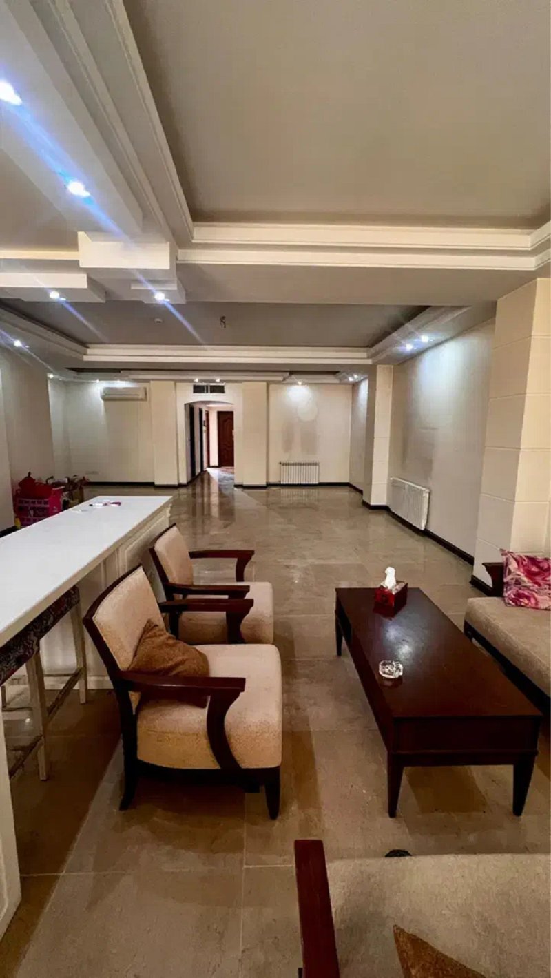 آپارتمان 138 متری دو خوابه در تهرانپارس غربی تهران13977830206