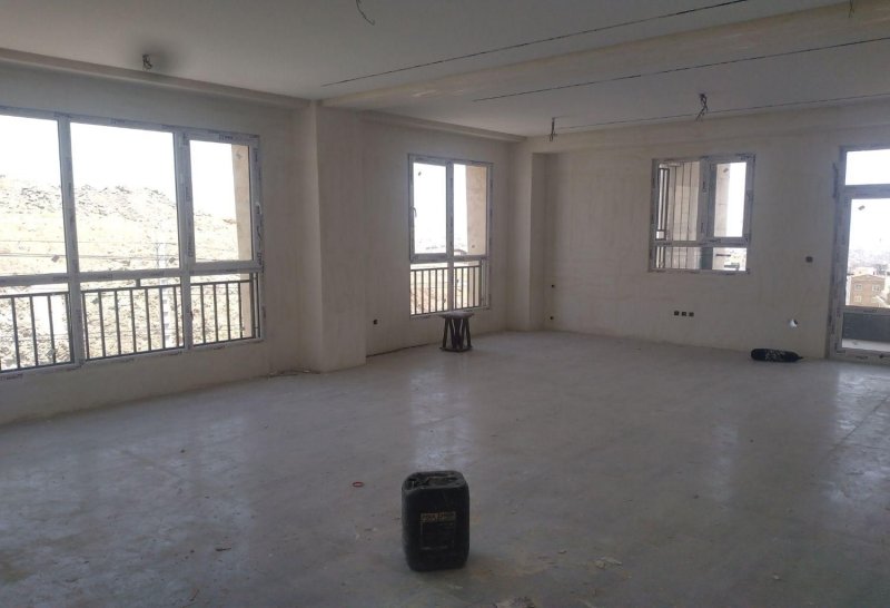 آپارتمان 150 متری سه خوابه در پردیس تهران13979730260