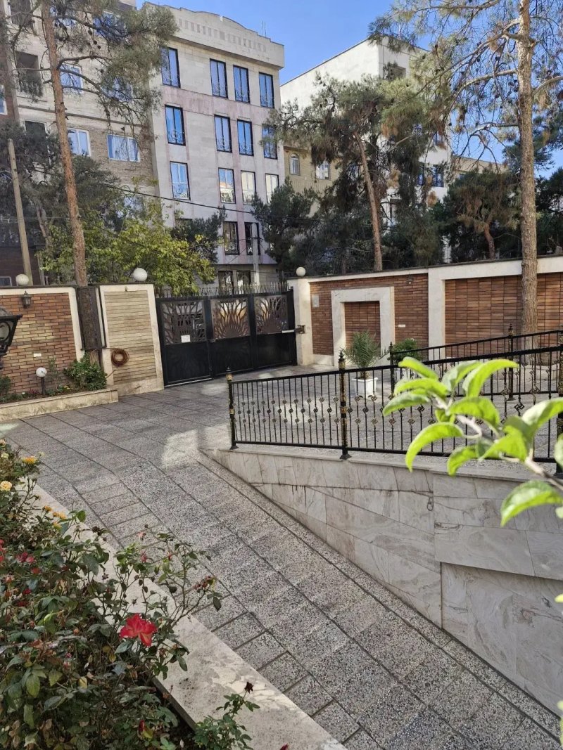 آپارتمان 58 متری یک خوابه در تهرانپارس شرقی تهران13975330127