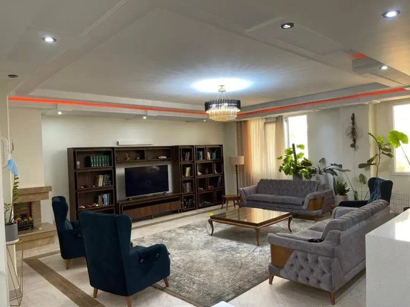 آپارتمان 180 متری سه خوابه در تهرانپارس غربی تهران13975430131