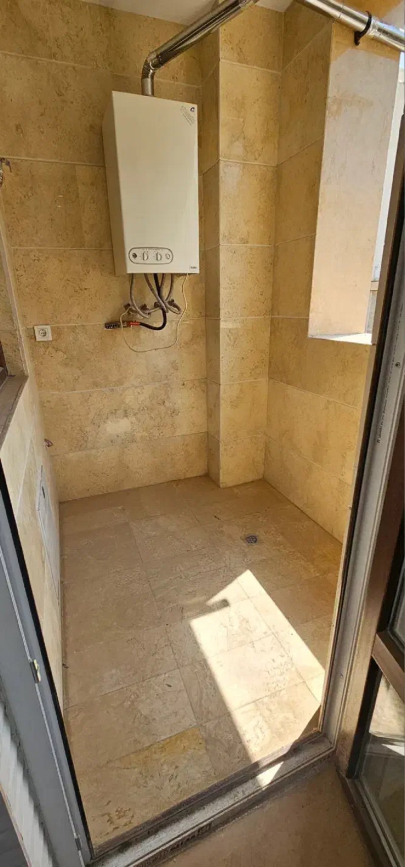 آپارتمان 140 متری سه خوابه در تهرانپارس غربی تهران13978730243