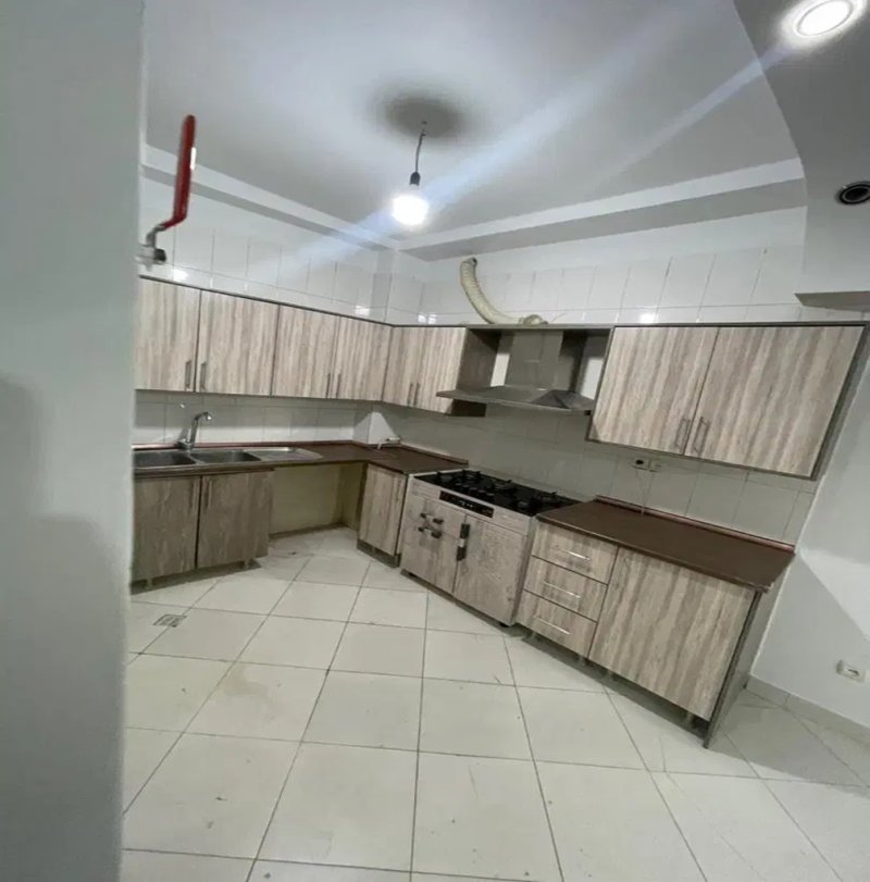 ویلا 60 متری یک خوابه در تهرانپارس غربی تهران13976930177