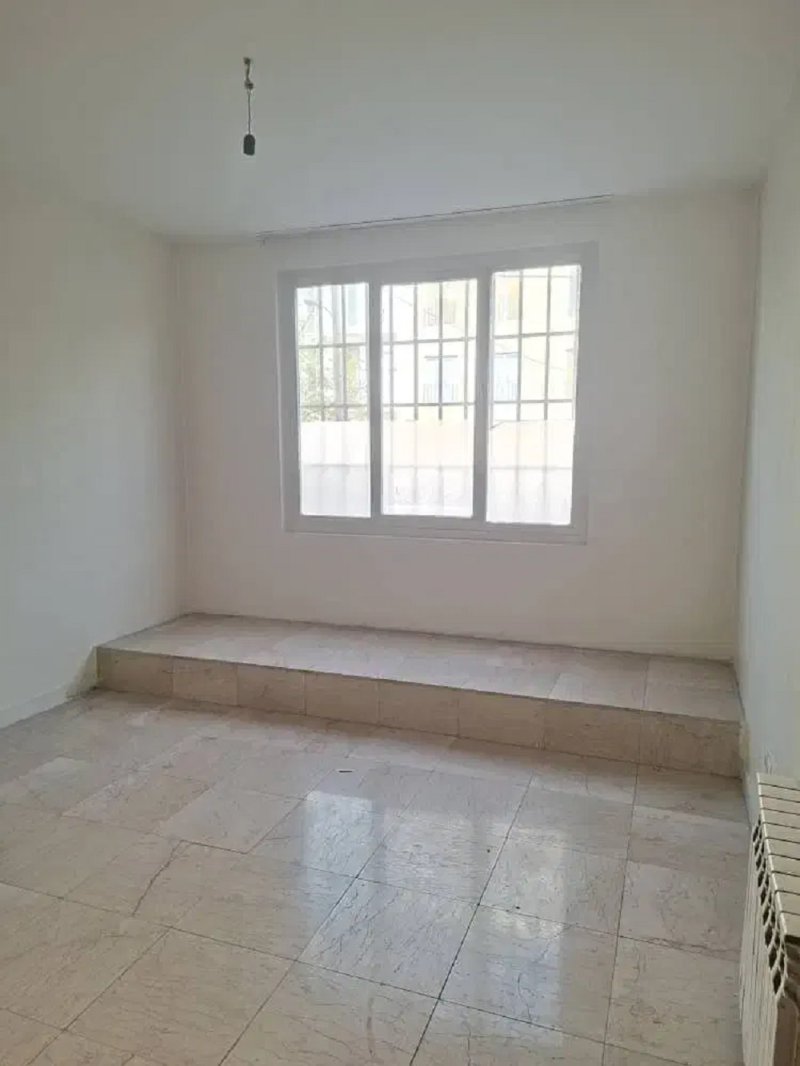 آپارتمان 100 متری دو خوابه در تهرانپارس غربی تهران13975730144