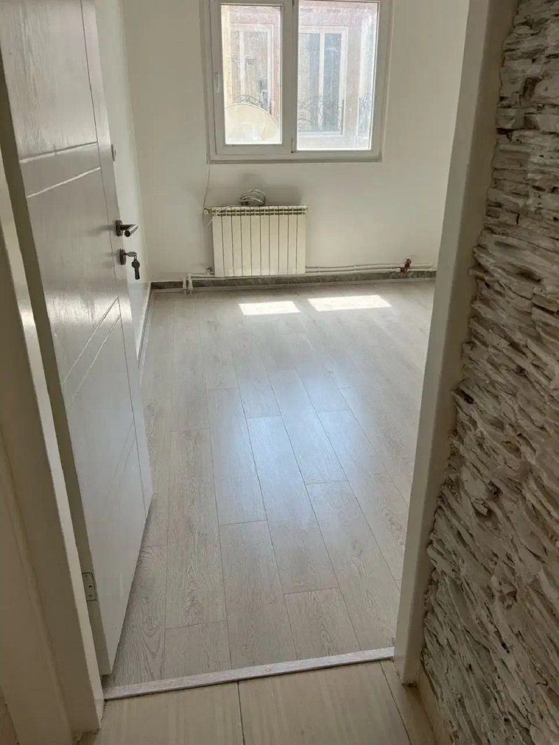 آپارتمان 78 متری دو خوابه در پونک تهران13988130437