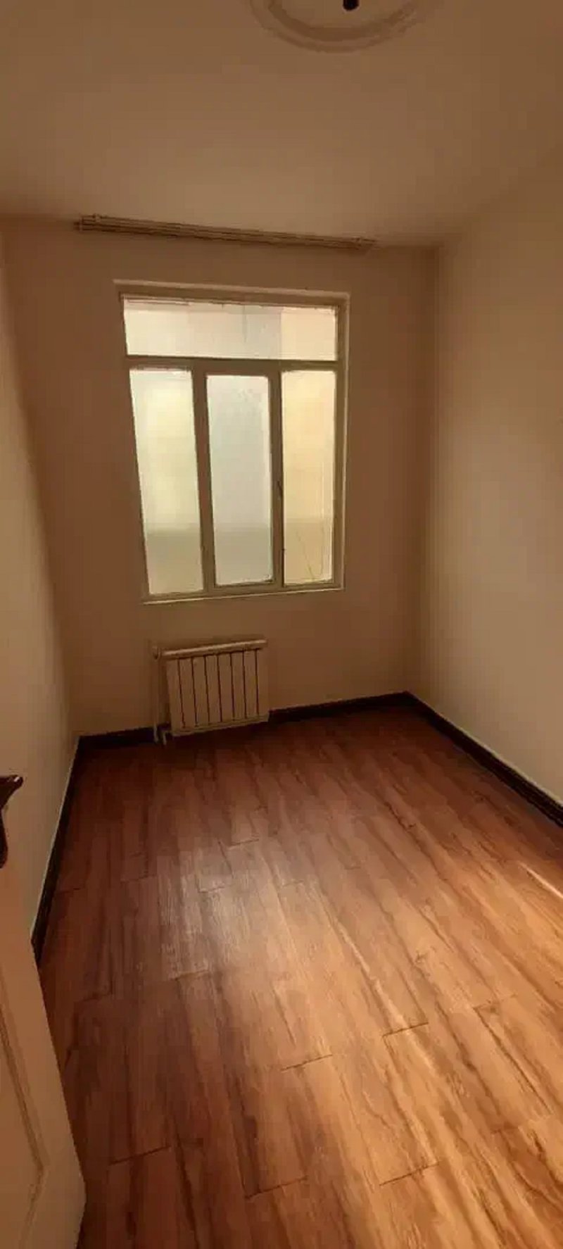 آپارتمان 75 متری دو خوابه در باغ فیض تهران13988230442