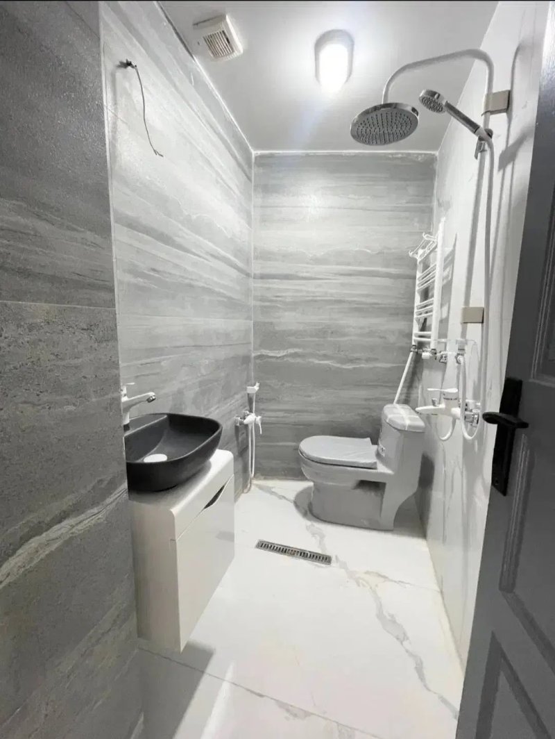 آپارتمان 90 متری دو خوابه در باغ فیض تهران13985830357