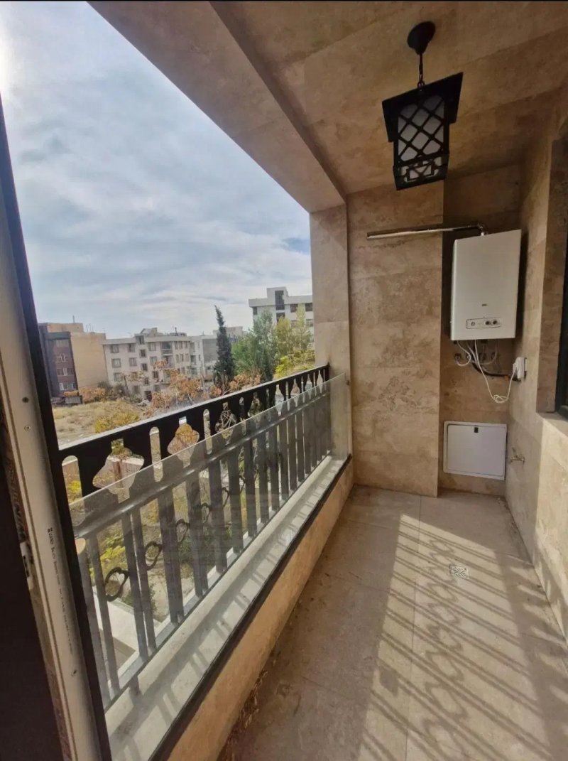 آپارتمان 180 متری سه خوابه در جنت آباد مرکزی تهران13987030394