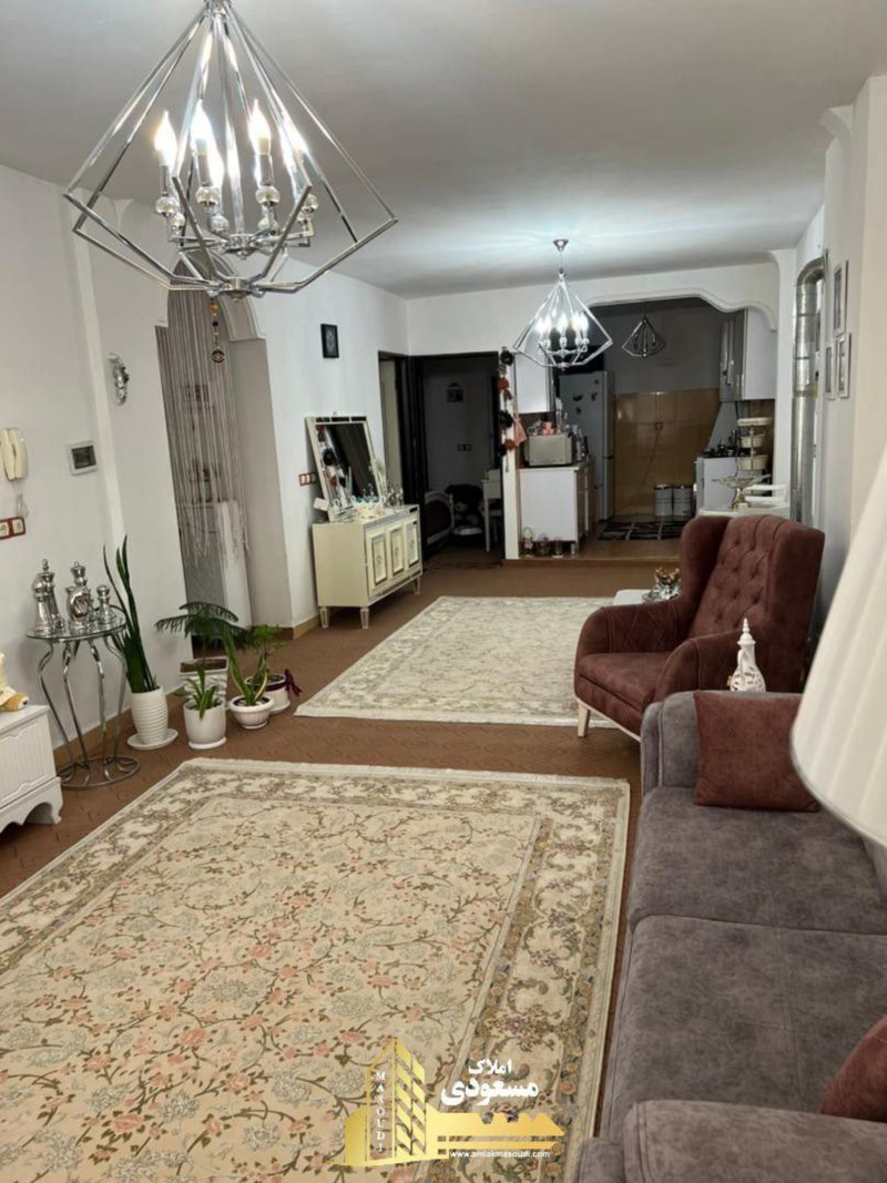 آپارتمان 78 متری دو خوابه در امیریه شهریار13982430281