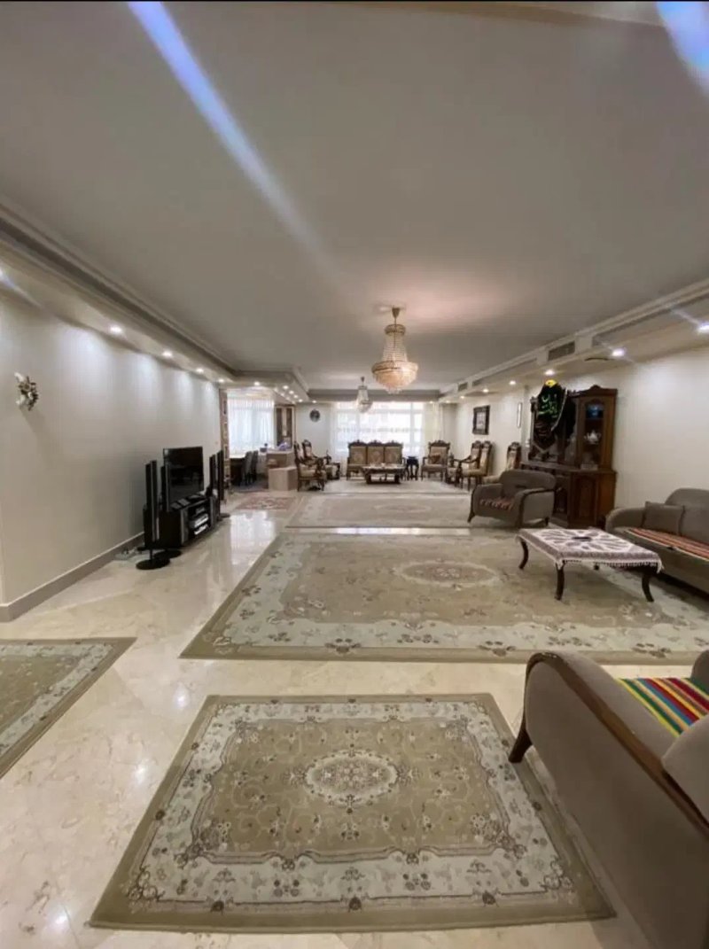 آپارتمان 110 متری دو خوابه در المهدی تهران13986430369