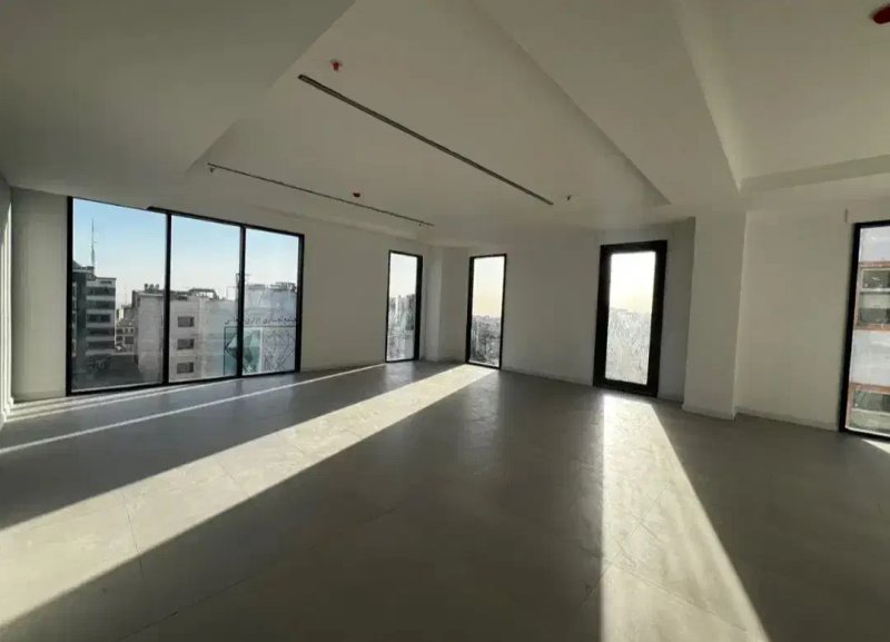 آپارتمان 143 متری سه خوابه در پونک تهران13985730350