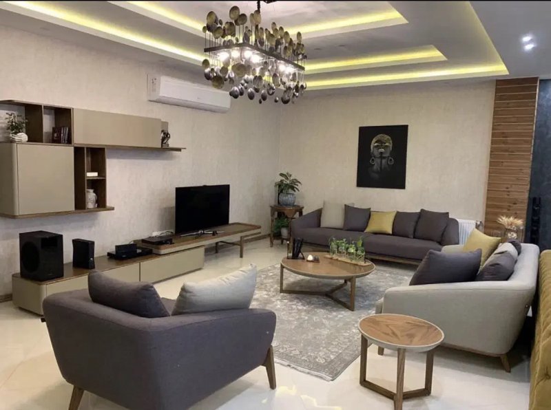 آپارتمان 150 متری سه خوابه در شهرک پرواز تهران13985530343