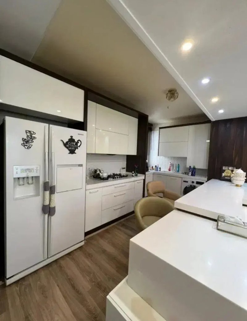 آپارتمان 123 متری دو خوابه در سردار جنگل تهران13985130334