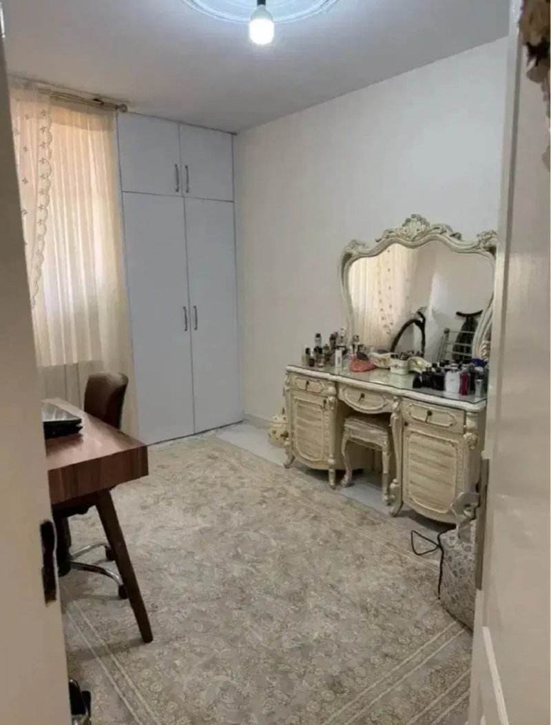 آپارتمان 88 متری دو خوابه در بلوار فردوس تهران13989030459