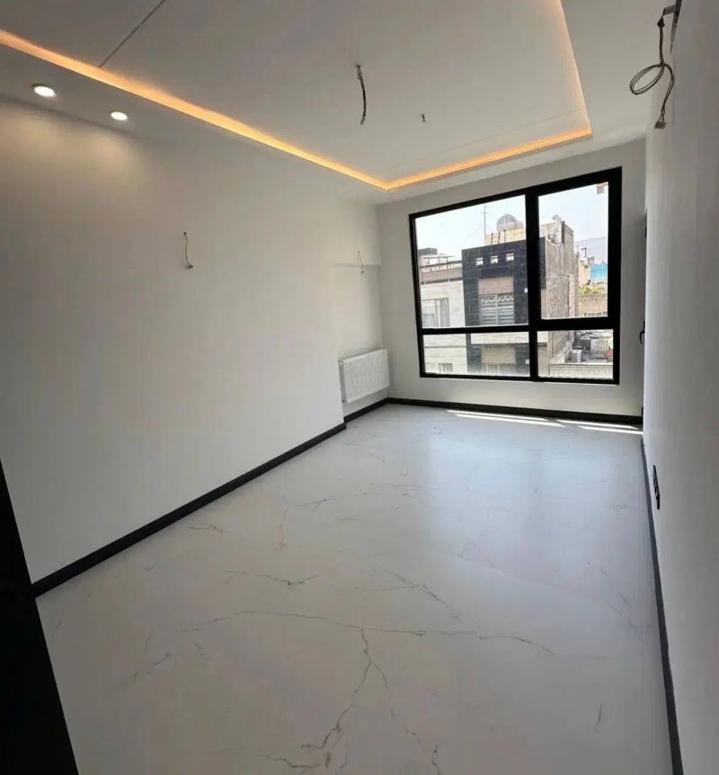 آپارتمان 117 متری دو خوابه در سازمان برنامه جنوبی تهران13986530375