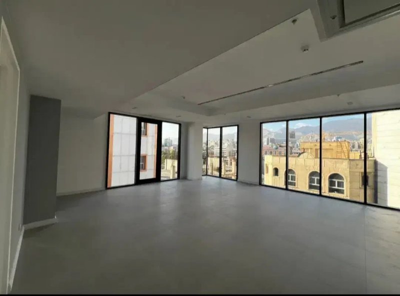 آپارتمان 143 متری سه خوابه در پونک تهران13985730352