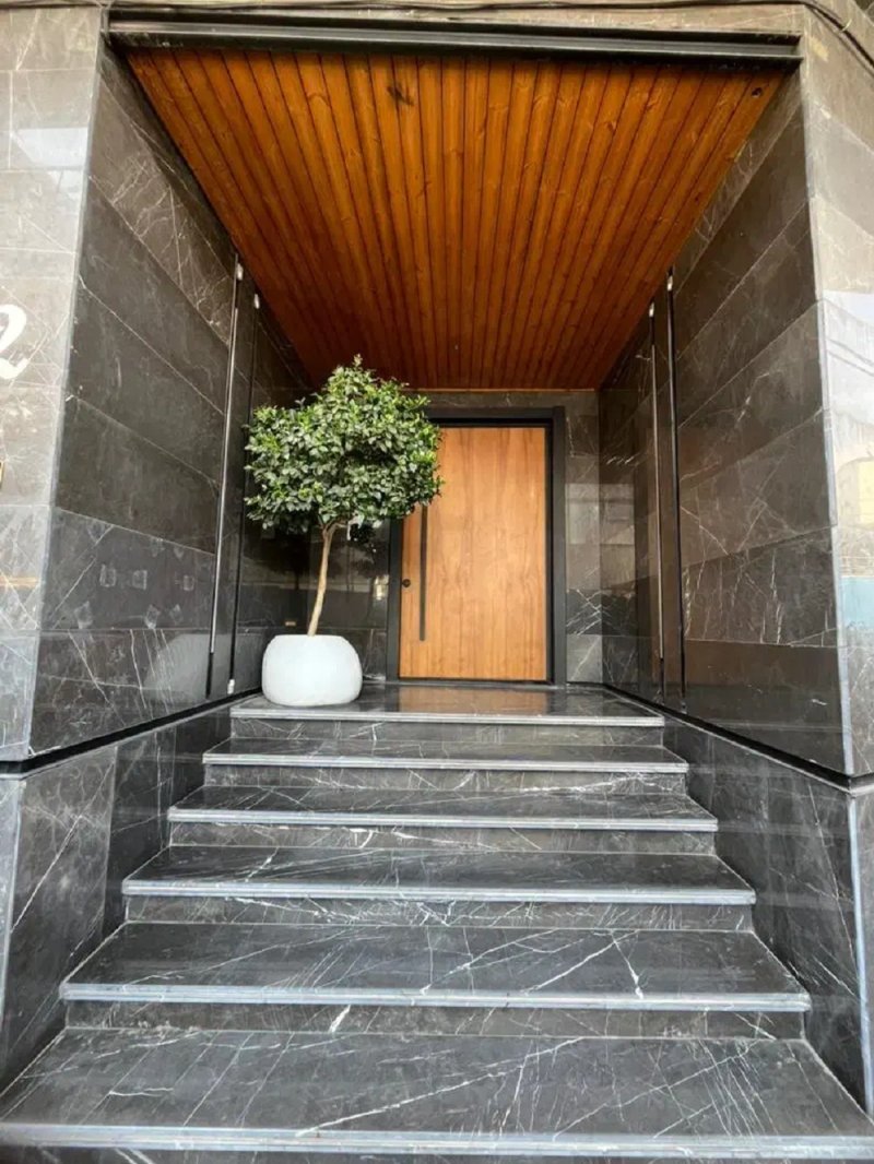 آپارتمان 113 متری دو خوابه در صادقیه تهران13997930592