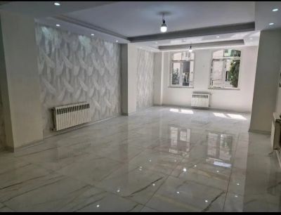 آپارتمان 123 متری سه خوابه در صادقیه تهران