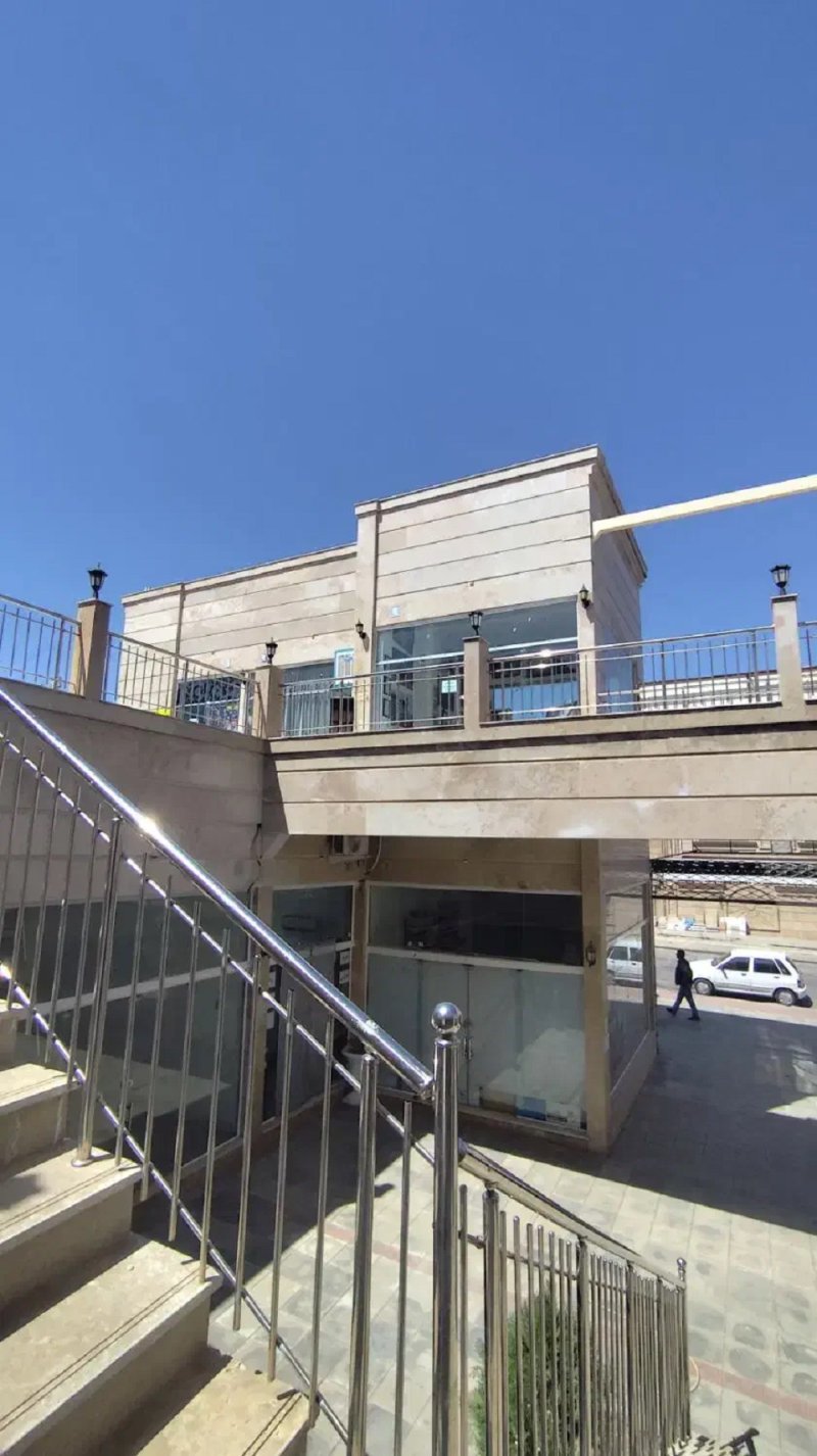 تجاری 25 متری در پیروزی گلبهار13995730532