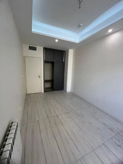 آپارتمان 113 متری دو خوابه در صادقیه تهران